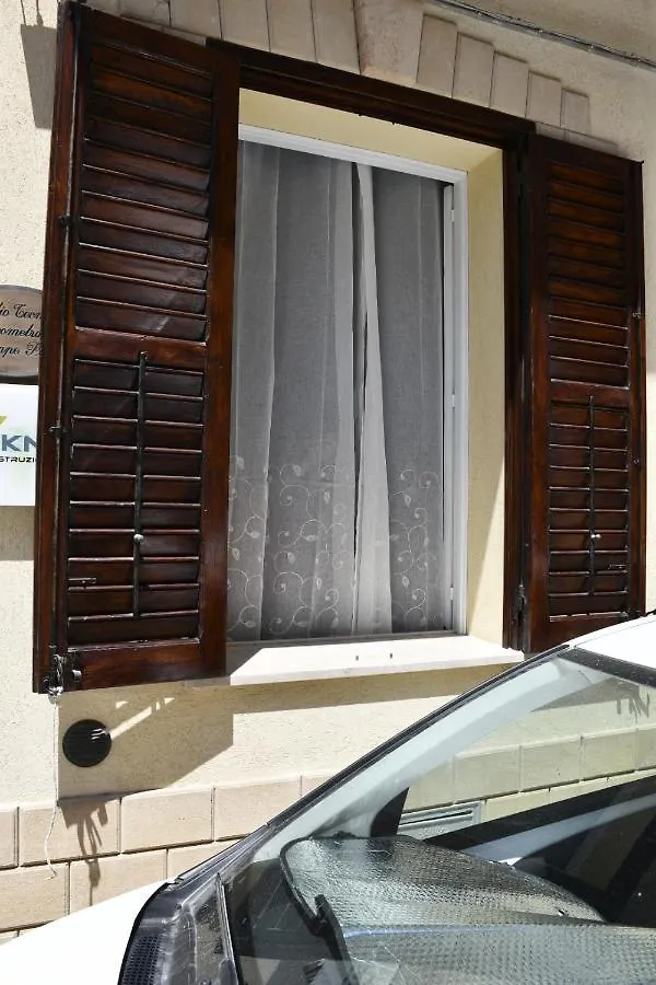 Vila Amuni Trapani 0*,