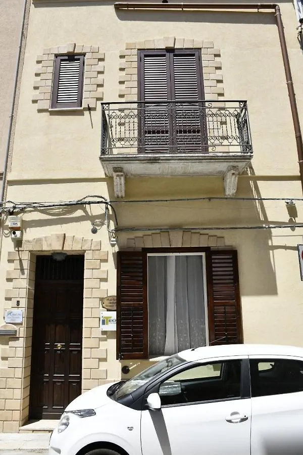 Amuni Villa Trapani 0*,  Italy